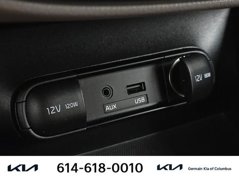 Used 2015 Kia Soul FWD image 30