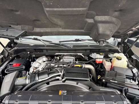 Used 2022 GMC Sierra 3500 Denali w/ Denali Black Diamond Edition image 24