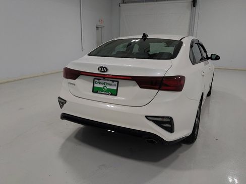 Used 2021 Kia Forte LXS image 7