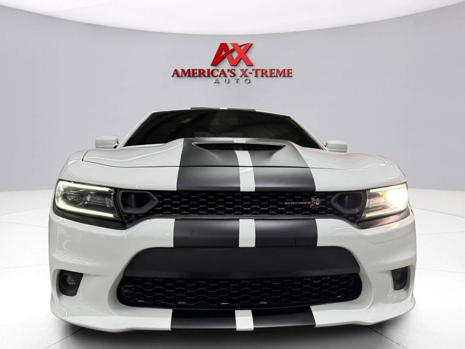 Used 2019 Dodge Charger Scat Pack w/ Dynamics Package RWD image 10