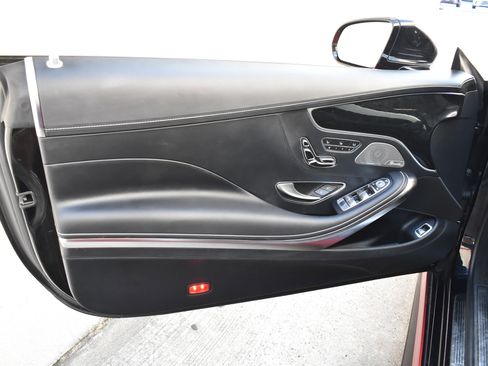 Used 2020 Mercedes-Benz S 560 4MATIC Coupe w/ AMG Line Exterior image 25