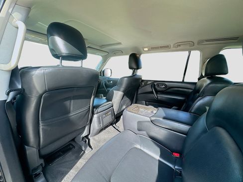 Used 2021 INFINITI QX80 Luxe image 24