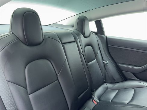 Used 2023 Tesla Model 3 Standard Range image 51