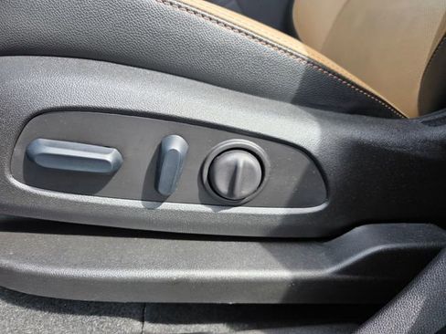Used 2024 Chevrolet Equinox Premier AWD/4WD image 15