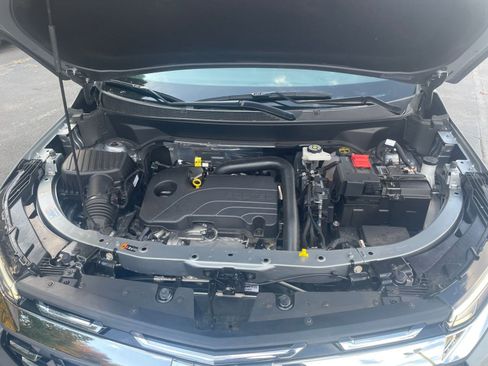 Used 2025 Chevrolet Equinox LT image 28