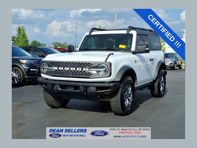 Certified 2023 Ford Bronco Badlands AWD/4WD image 1