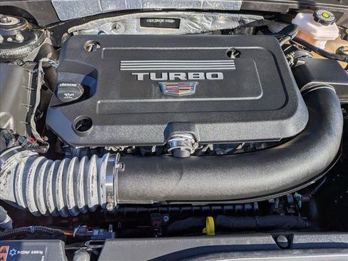 Used 2024 Cadillac XT4 Premium Luxury image 19