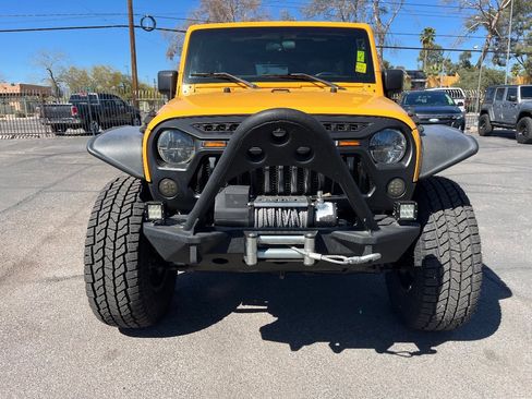 Used 2012 Jeep Wrangler Unlimited Rubicon w/ Connectivity Group image 59