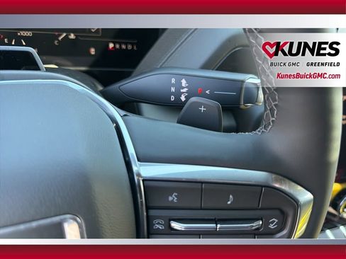 New 2026 GMC Yukon XL Denali w/ Denali Reserve Package image 25