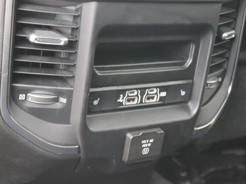 Used 2020 RAM 2500 Limited AWD/4WD image 25