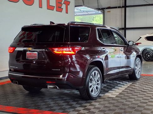 Used 2019 Chevrolet Traverse Premier w/ LPO, Floor Liner Package AWD/4WD image 8