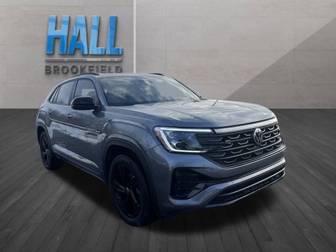 Certified 2025 Volkswagen Atlas Cross Sport SEL R-Line image 8