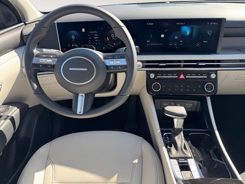 New 2025 Hyundai Tucson SEL image 10