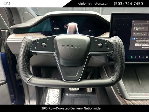Used 2022 Tesla Model X image 24