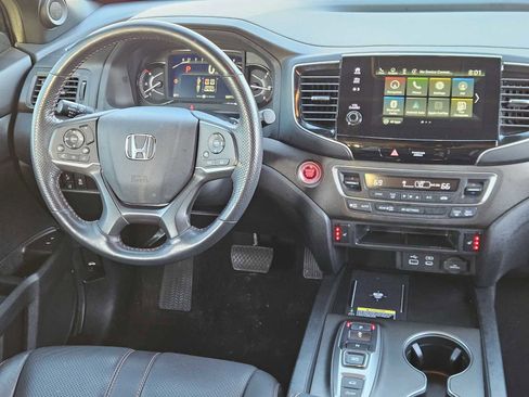 Certified 2024 Honda Passport TrailSport image 27