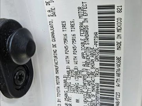 Used 2021 Toyota Tacoma SR5 RWD image 21