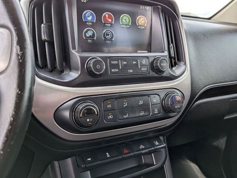 Used 2015 GMC Canyon SLE AWD/4WD image 23