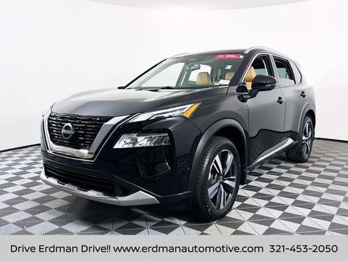 Certified 2023 Nissan Rogue Platinum image 3