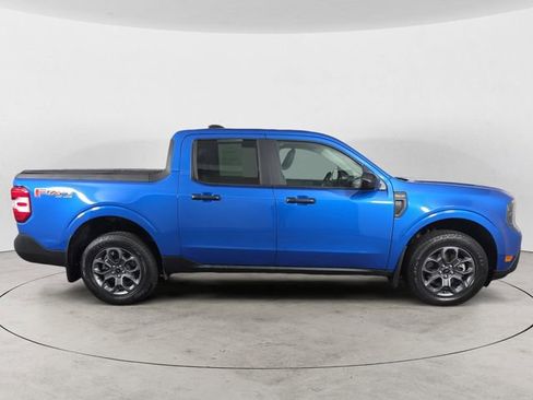 Certified 2025 Ford Maverick XLT w/ XLT Luxury Package image 6