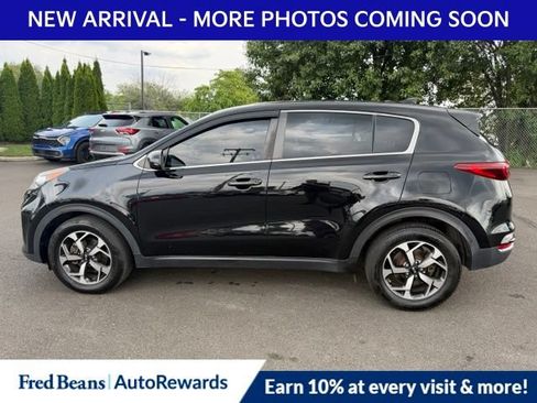 Used 2021 Kia Sportage LX FWD image 4