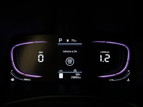 Used 2024 Kia Soul S image 2