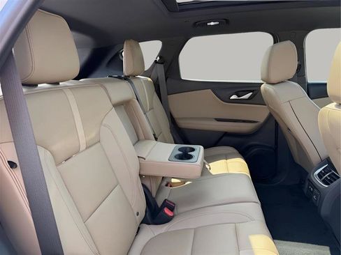 Used 2020 Chevrolet Blazer Premier w/ Driver Confidence II Package FWD image 37