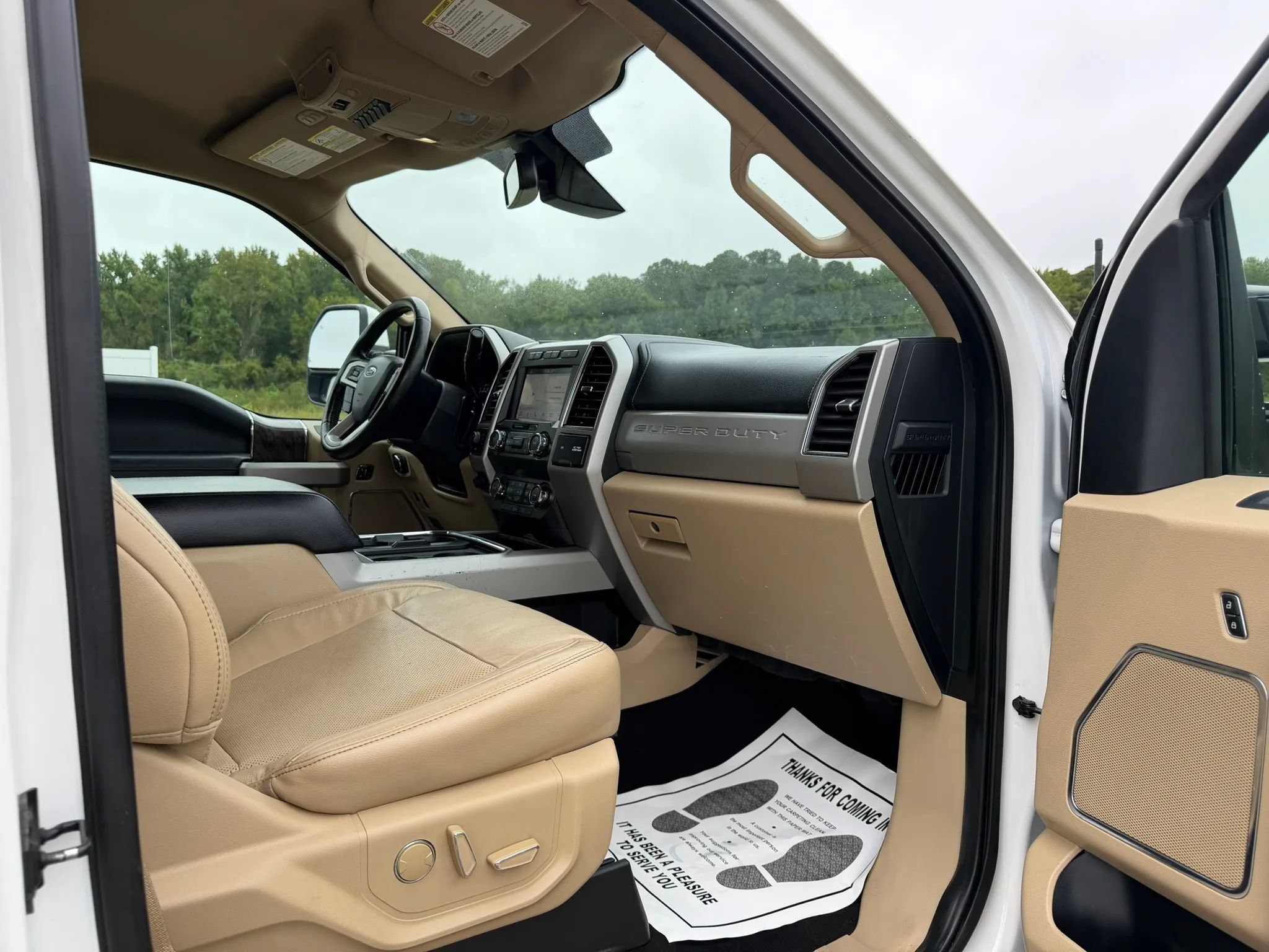 Used 2019 Ford F250 Lariat w/ Lariat Ultimate Package AWD/4WD image 25