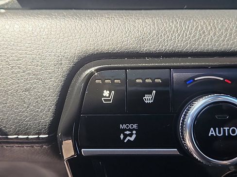 Certified 2023 Honda Pilot Elite image 21
