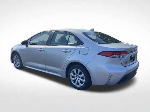 Used 2026 Toyota Corolla LE FWD image 4
