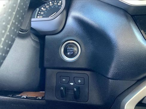 Used 2024 Toyota Tundra SR5 image 33