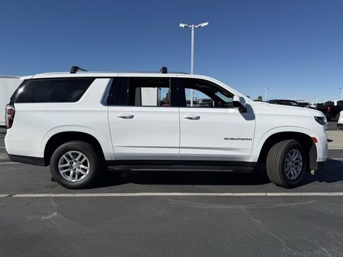 Certified 2024 Chevrolet Suburban LS w/ Driver Alert Package image 9