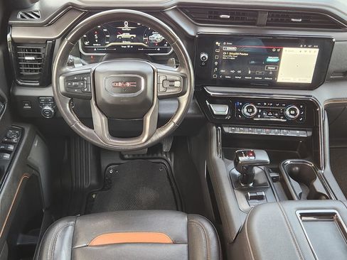 Certified 2022 GMC Sierra 1500 AT4 w/ AT4 Premium Package AWD/4WD image 25