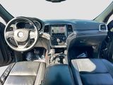 Used 2018 Jeep Grand Cherokee Limited image 3