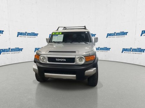 Used 2010 Toyota FJ Cruiser 4WD image 4