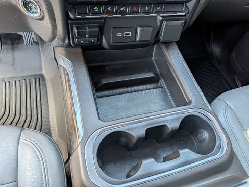 Used 2020 Chevrolet Silverado 1500 LT Trail Boss image 31