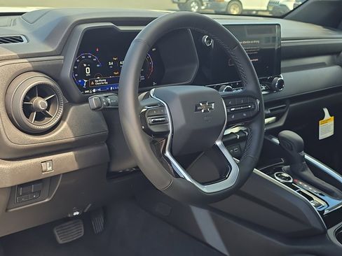 New 2026 Chevrolet Colorado Trail Boss AWD/4WD image 12