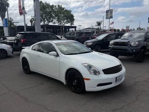 Used 2005 INFINITI G35 Coupe w/ (P01) Premium Pkg RWD image 4