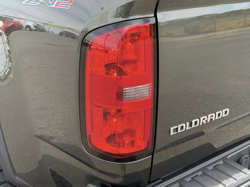Used 2017 Chevrolet Colorado ZR2 AWD/4WD image 38