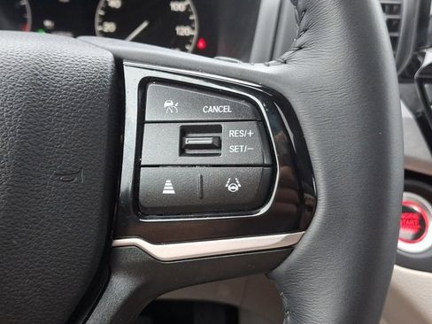 Used 2025 Honda Odyssey EX-L image 23