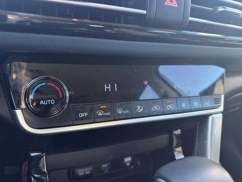 Used 2023 Kia Seltos S w/ Navigation Package image 20