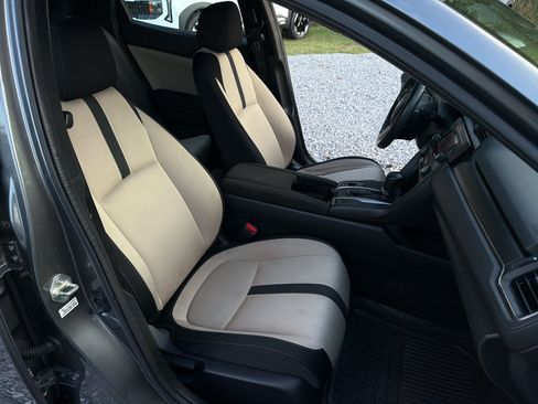 Used 2017 Honda Civic Sport image 25