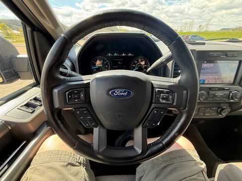 Used 2019 Ford F150 XLT w/ Equipment Group 302A Luxury AWD/4WD image 14