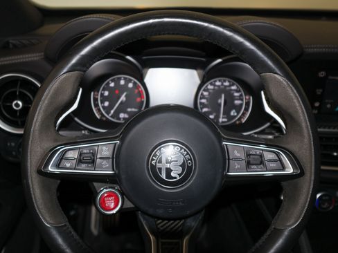 Used 2022 Alfa Romeo Stelvio Quadrifoglio w/ Active Assist Plus Package AWD/4WD image 30