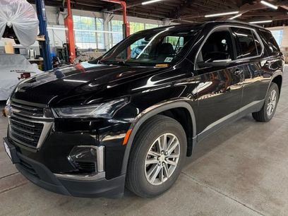 Used 2023 Chevrolet Traverse LT