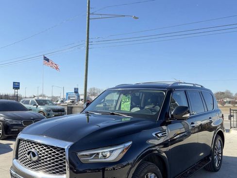 Used 2019 INFINITI QX80 Luxe w/ 22" Wheel Package image 3