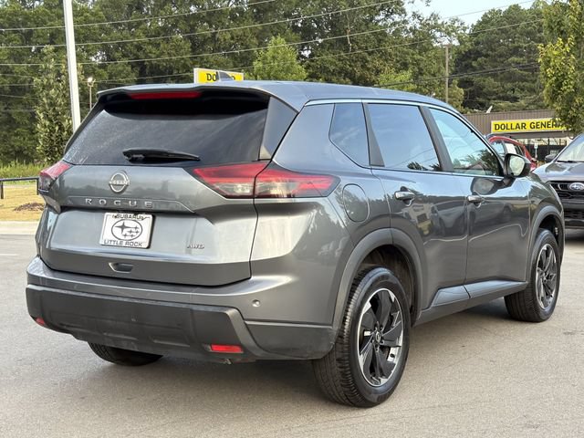 Used 2025 Nissan Rogue SV AWD/4WD image 3