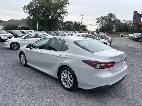 Used 2023 Toyota Camry LE w/ Convenience Package FWD image 8