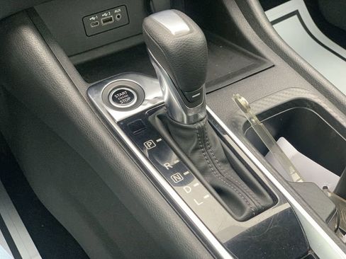 Used 2022 Nissan Sentra SV image 13