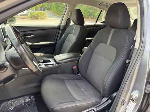 Used 2024 Nissan Sentra SV w/ All-Weather Package FWD image 11