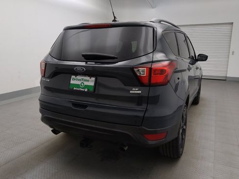 Used 2019 Ford Escape SE FWD image 7